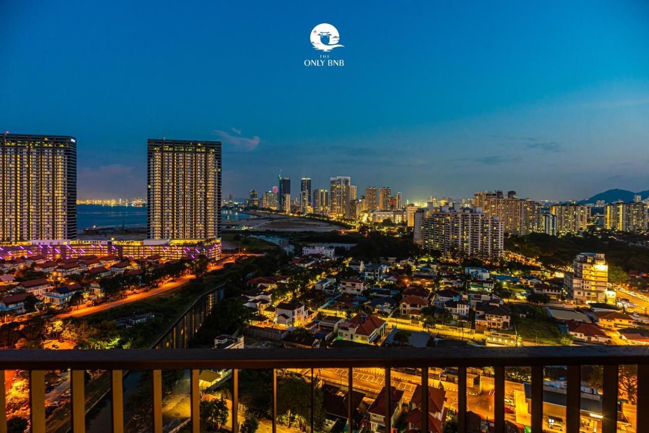 Fantasy Funland Retreat By The Only Bnb Tanjung Tokong エクステリア 写真