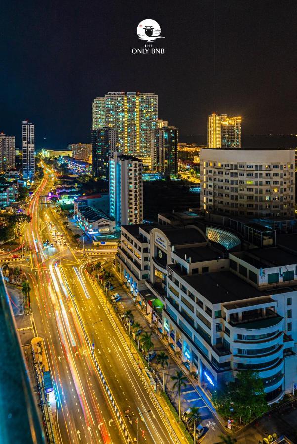 Fantasy Funland Retreat By The Only Bnb Tanjung Tokong エクステリア 写真